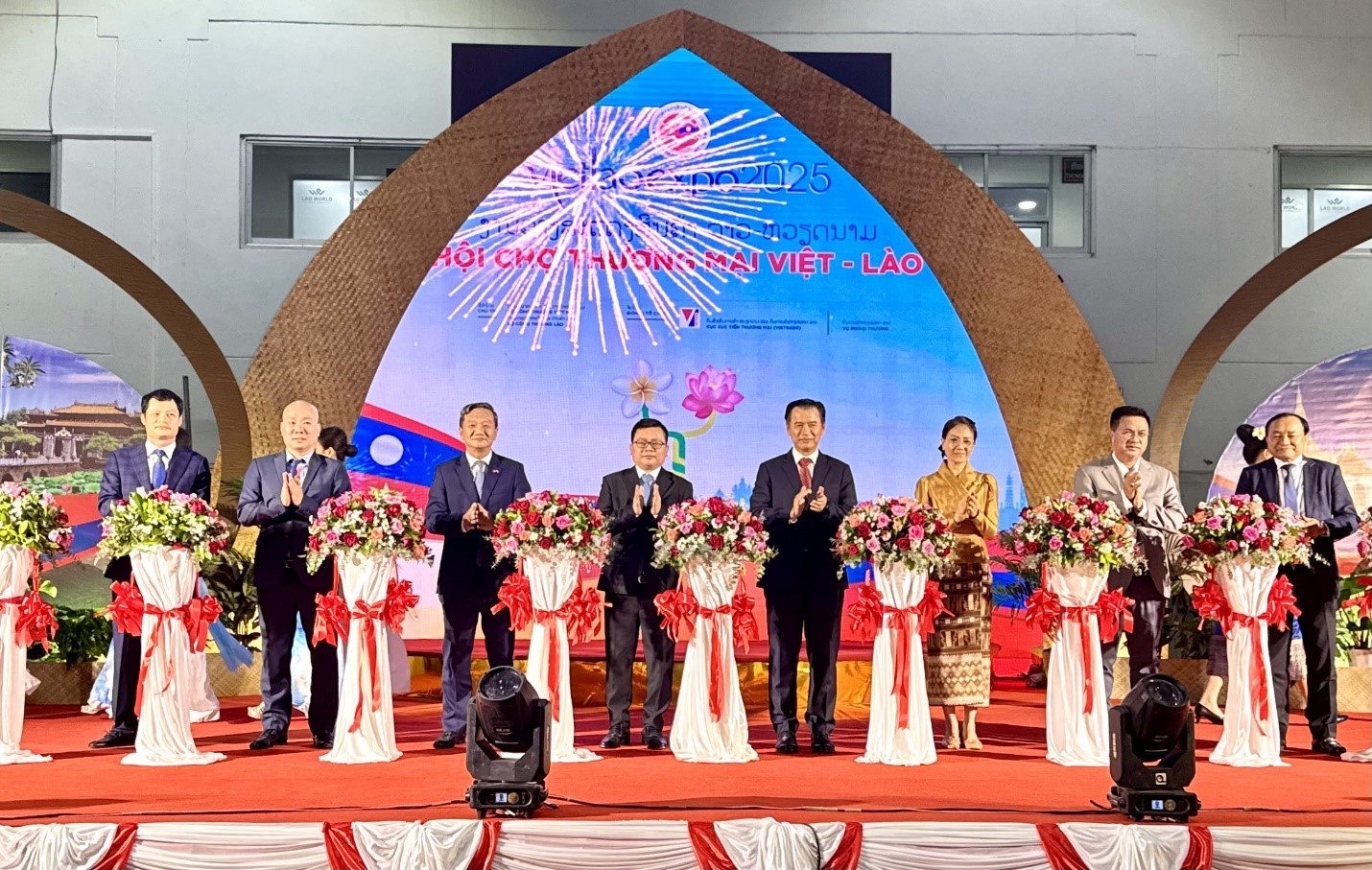 ໄຂ​ເປີດງານຕະຫຼາດນັດສິນຄ້າ​ຫວຽດນາມ - ລາວ 2025