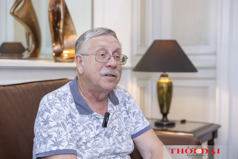 Petr Tsvetov: ມອບ​ອະນາຄົດ​ແຫ່ງ​ມິດຕະພາບ​ລັດ​ເຊຍ - ຫວຽດນາມ ​ໃຫ້​ລຸ້ນໜຸ່ມ