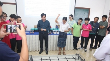 ຫວຽດ​ນາມ, ລາວ ​ເພີ່ມ​ທະ​ວີ​ການ​ຮ່ວມ​ມື​ການ​ສຶກ​ສາ STEM – Robotics