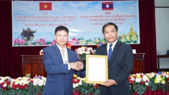 ຜູກມັດ​ປະ​ຊາ​ຄົມ - ຮັດ​ແໜ້ນ​ໄມ​ຕີ​ຈິດ​ມິດ​ຕະ​ພາບ ຫວຽດ​ນາມ - ລາວ