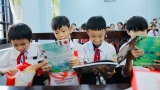 ນັກ​ສຶກ​ສາ​ເຫ້ວ 600 ກວ່າ​ຄົນ​ໄດ້​ຮັບ​ທຶນ​ສຶກ​ສາ​ເພື່ອ​ຜ່ານ​ຜ່າ​ຄວາມ​ຫຍຸ້ງ​ຍາກ​ຈາກ​ອົງ​ການ Zhi Shan