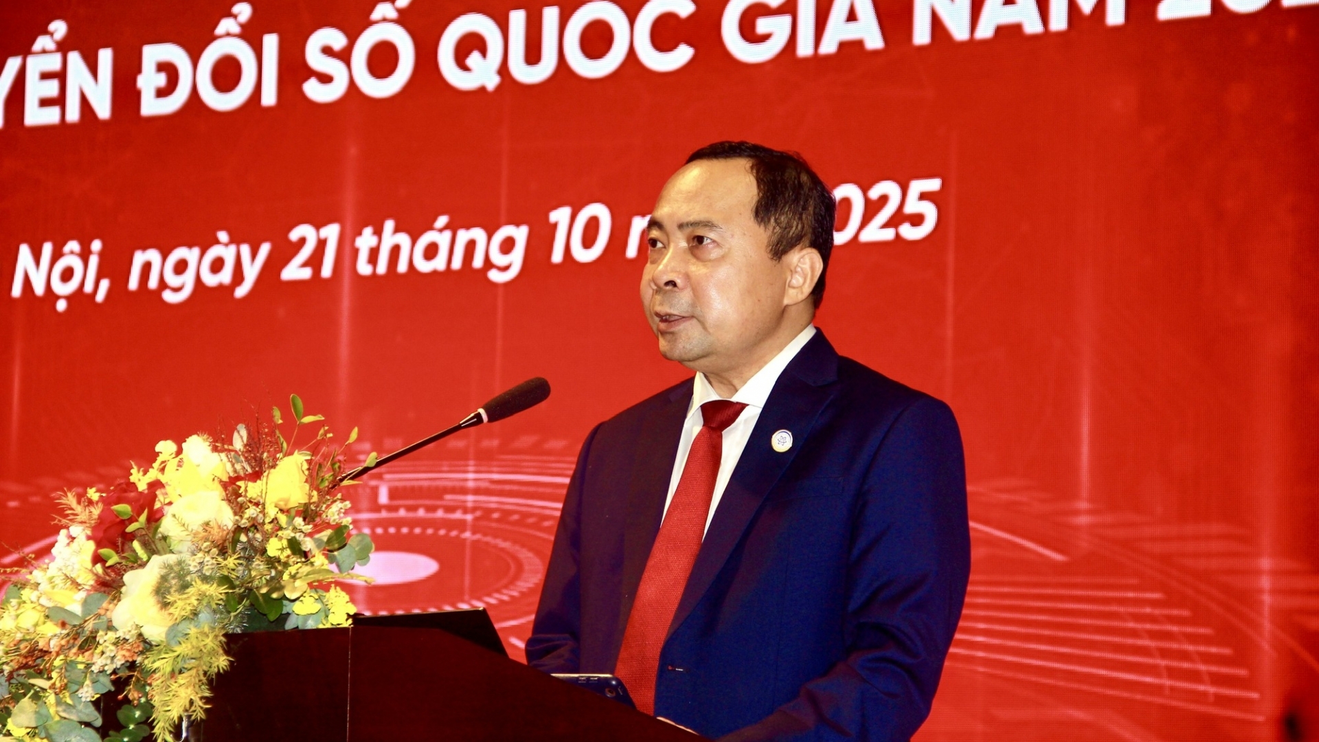 ການ​ຫັນ​ເປັນ​ດິ​ຈິ​ຕອນ​ຂອງ​ຫວຽດ​ນາມ​ເຂົ້າ​ສູ່​ໄລ​ຍະ​ເລັ່ງ​ລັດ, ປະ​ສິດ​ທິ​ຜົນ ແລະ ໃກ້​ຊິດ​ກັບ​ປະ​ຊາ​ຊົນ