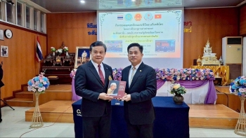 ຊຸກຍູ້​ຄວາມ​ເຂົ້າ​ໃຈ ​ແລະ ການ​ຮ່ວມ​ມື​ດ້ານ​ການ​ສຶກສາ​ລະຫວ່າງ ຫວຽດນາມ ​ແລະ ​ໄທ