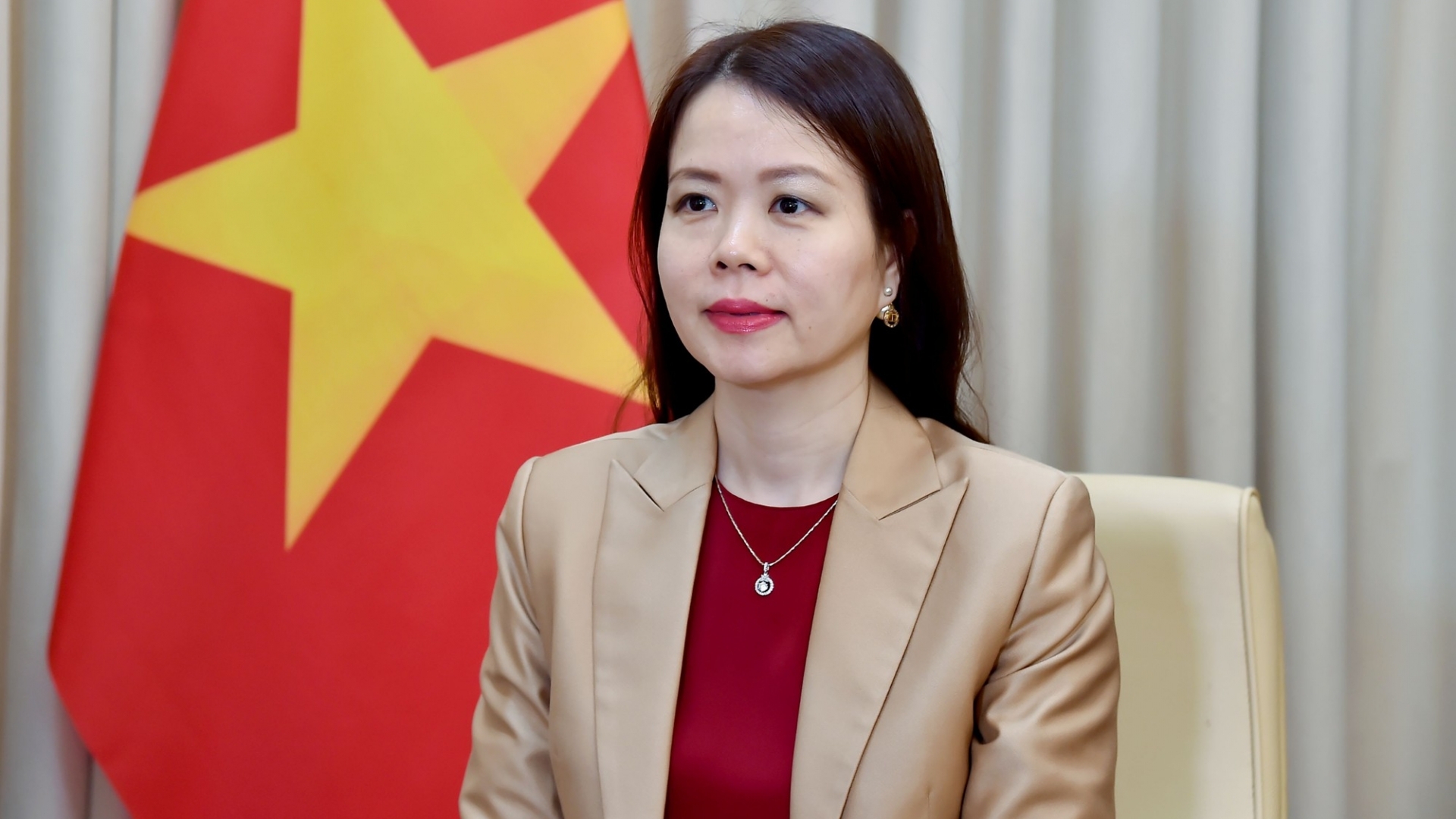 APEC 2025: ຢືນຢັນຮູບພາບແຫ່ງຄວາມໝັ້ນໃຈ, ເປັນເຈົ້າຕົນເອງ ແລະ ຢືດໝັ້ນຄົງຕົວຂອງຫວຽດນາມ ເຂົ້າສູ່ຍຸກໃໝ່ແຫ່ງການພັດທະນາ