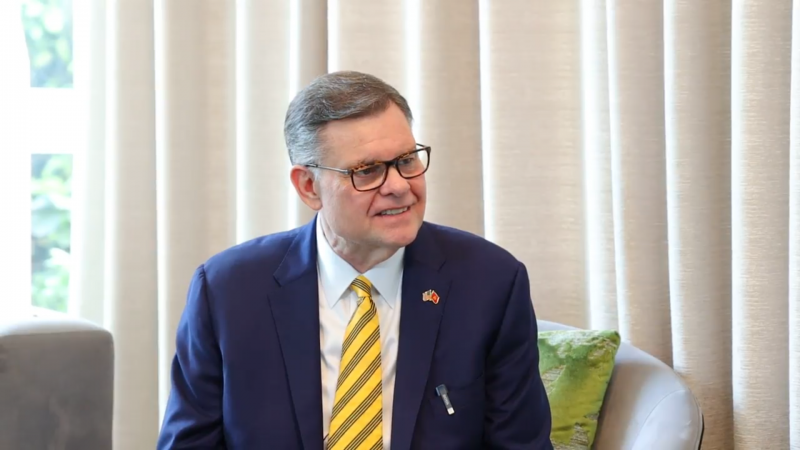 ຂໍ້ລິເລີ່ມເພື່ອຂະຫຍາຍວົງການມິດຕະພາບ