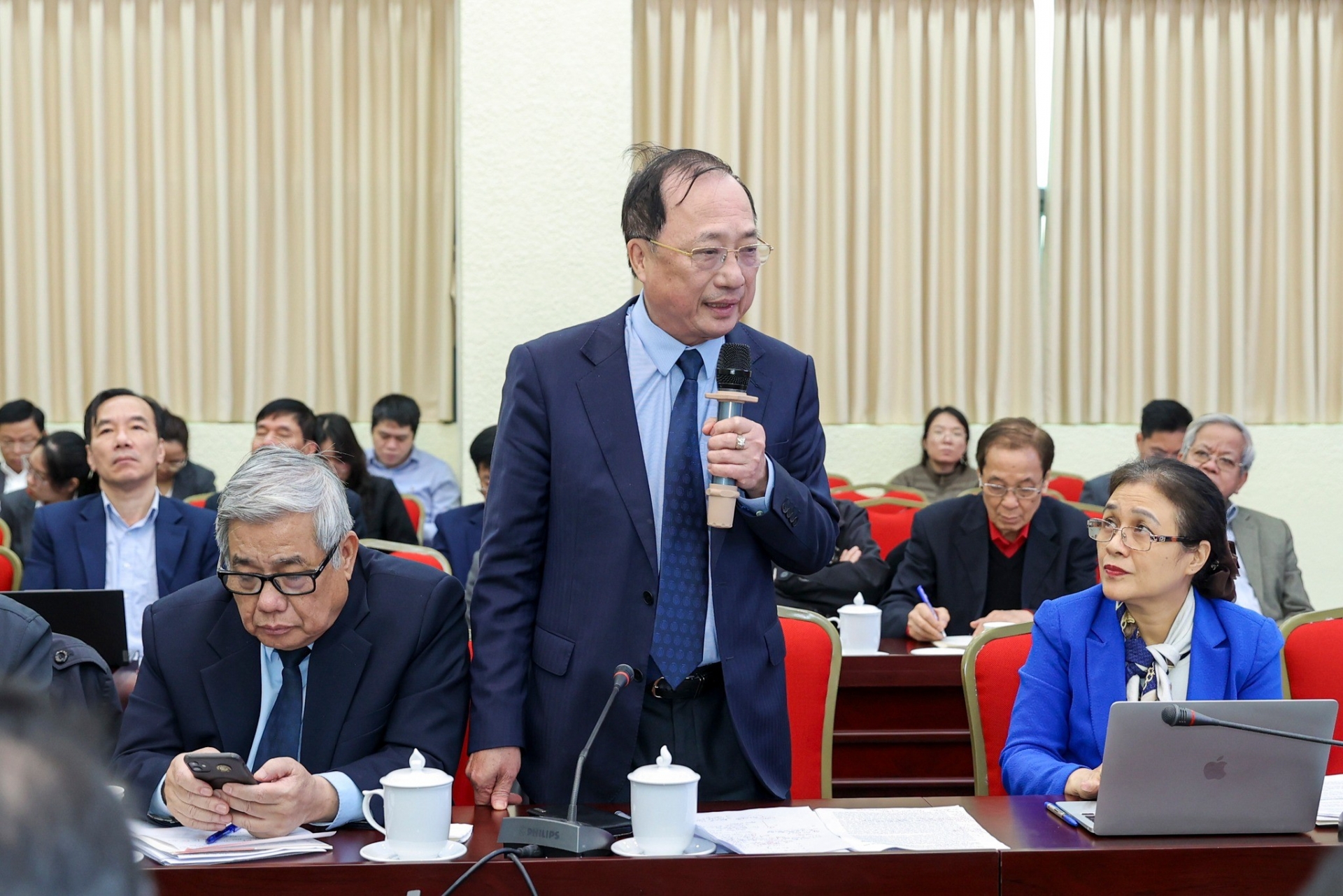 ວາງແຜນການ​ກໍ່ສ້າງ​ການ​ທູດ​ປະຊາຊົນ​ຫວຽດນາມ ​ໃນ​ໄລຍະ​ໃໝ່