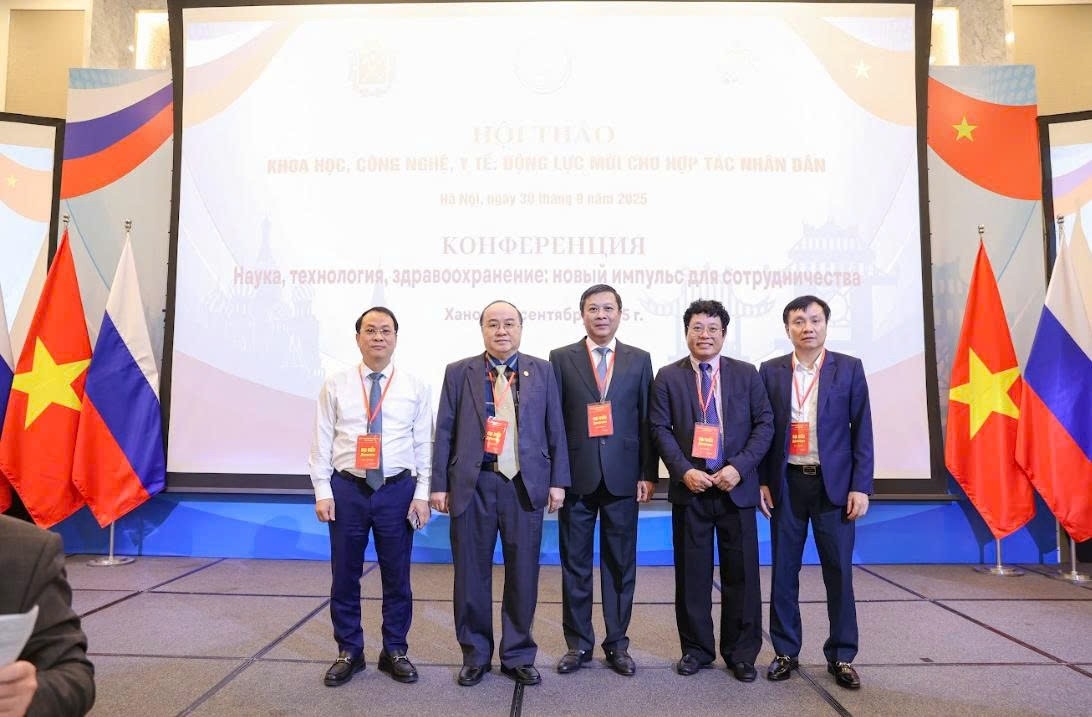 ວາງແຜນການ​ກໍ່ສ້າງ​ການ​ທູດ​ປະຊາຊົນ​ຫວຽດນາມ ​ໃນ​ໄລຍະ​ໃໝ່