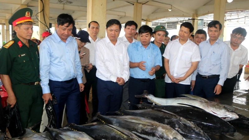 ດັກ​ລັກ ຜັນຂະຫຍາຍ​ໜ້າ​ທີ່​ອັນ​ຮີບ​ດ່ວນ​ເພື່ອ​ຕ້ານ​ການ​ຫາ​ປາ IUU