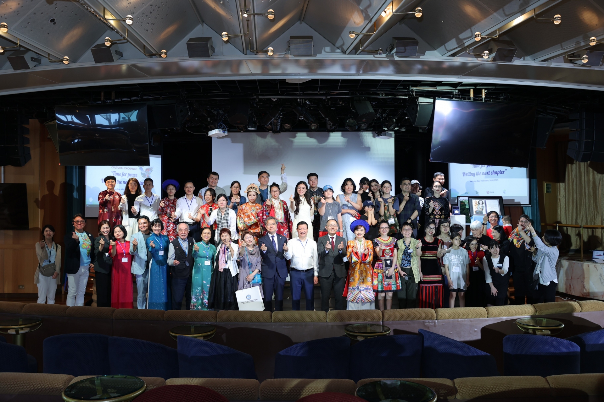 ການ​ທູດ​ປະຊາຊົນ​ຫຼາຍ​ຝ່າຍ: ບາງ​ບົດຮຽນ ​ແລະ ການ​ສະທ້ອນ