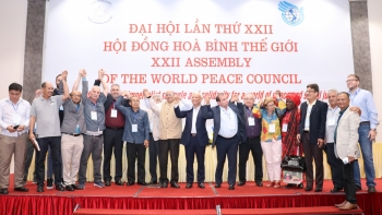 ການ​ທູດ​ປະຊາຊົນ​ຫຼາຍ​ຝ່າຍ: ບາງ​ບົດຮຽນ ​ແລະ ການ​ສະທ້ອນ