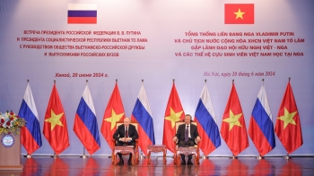 ສະຫະພັນ​ບັນດາ​ອົງການ​ມິດຕະພາບ​ຫວຽດນາມ ພວມ​ຕັ້ງໜ້າ ​ແລະ ມີ​ປະສິດທິ​ຜົນ​ໃນ​ການ​ເຄື່ອນ​ໄຫວ​ວຽກ​ງານ​ການ​ຕ່າງປະ​ເທດ​ຂັ້ນ​ສູງ​ຢູ່​ຫວຽດນາມ.