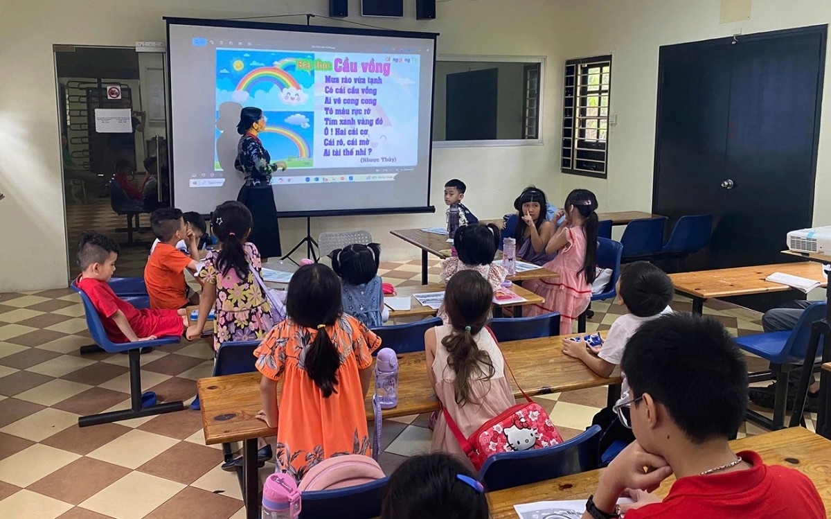 ເລຫງວຽນລືວອານ: ໝໍ່ສີຂຽວສືບ​ຕໍ່​ເດີນ​ທາງ​ປົກ​ປັກ​ຮັກ​ສາ​ພາ​ສາ​ຫວຽດ​ຢູ່ ມາ​ເລ​ເຊຍ