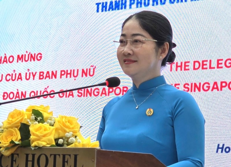 ອົງການກຳມະບານນະຄອນ​ໂຮ່ຈິ​ມິນ ​ແລະ ສິງກະ​ໂປ ​ແບ່ງປັນ​ຮູບ​ແບບ​ໃນ​ການ​ເບິ່ງ​ແຍງ​ດູ​ແລ​ຄົນ​ງານ​ຍິງ.