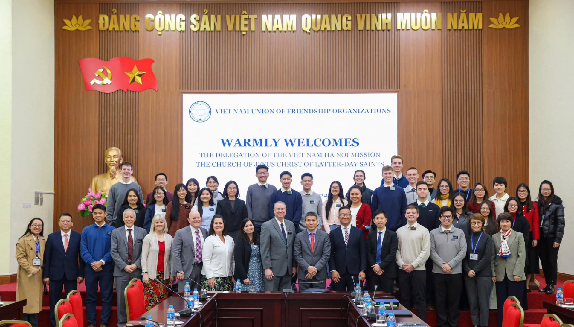 ຄວາມສໍາເລັດມາຈາກຄວາມມານະພະຍາຍາມເພື່ອ 