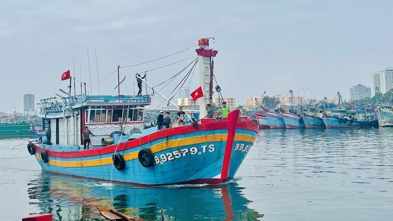 ດຳລັດໃໝ່ທີ່ຊີ້ນຳການຈັດຕັ້ງປະຕິບັດກົດໝາຍວ່າດ້ວຍການປະມົງ: ການຄຸ້ມຄອງເຮືອຫາປາທີ່ເຂັ້ມງວດຂຶ້ນ ແລະ ການຕ້ານການຫາປາ IUU.