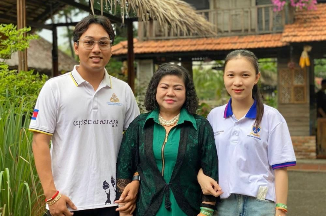 ບັນດາແມ່ຜູ້ທີສອງຂອງນັກສຶກສາ ລາວ, ກຳປູເຈຍ ຢູ່ນະຄອນ ໂຮ່ຈີມິນ