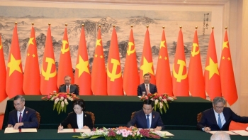 ຫວຽດນາມ - ຈີນ ລົງນາມຂໍ້ຕົກລົງຮ່ວມມືຫຼາຍສະບັບ