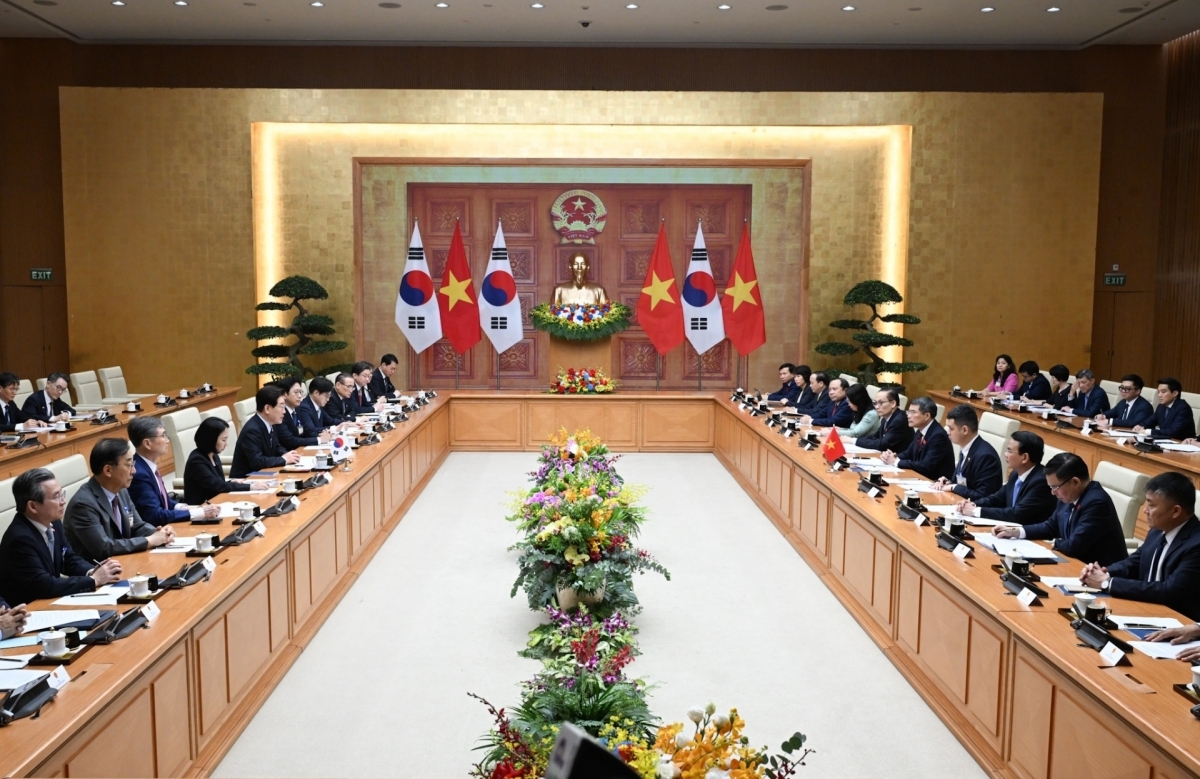 ທ່ານນາຍົກລັດຖະມົນຕີ ເລມິນຮຶງ ພົບປະສົນທະນາກັບປະທານາທິບໍດີ ສ.ເກົາຫຼີ