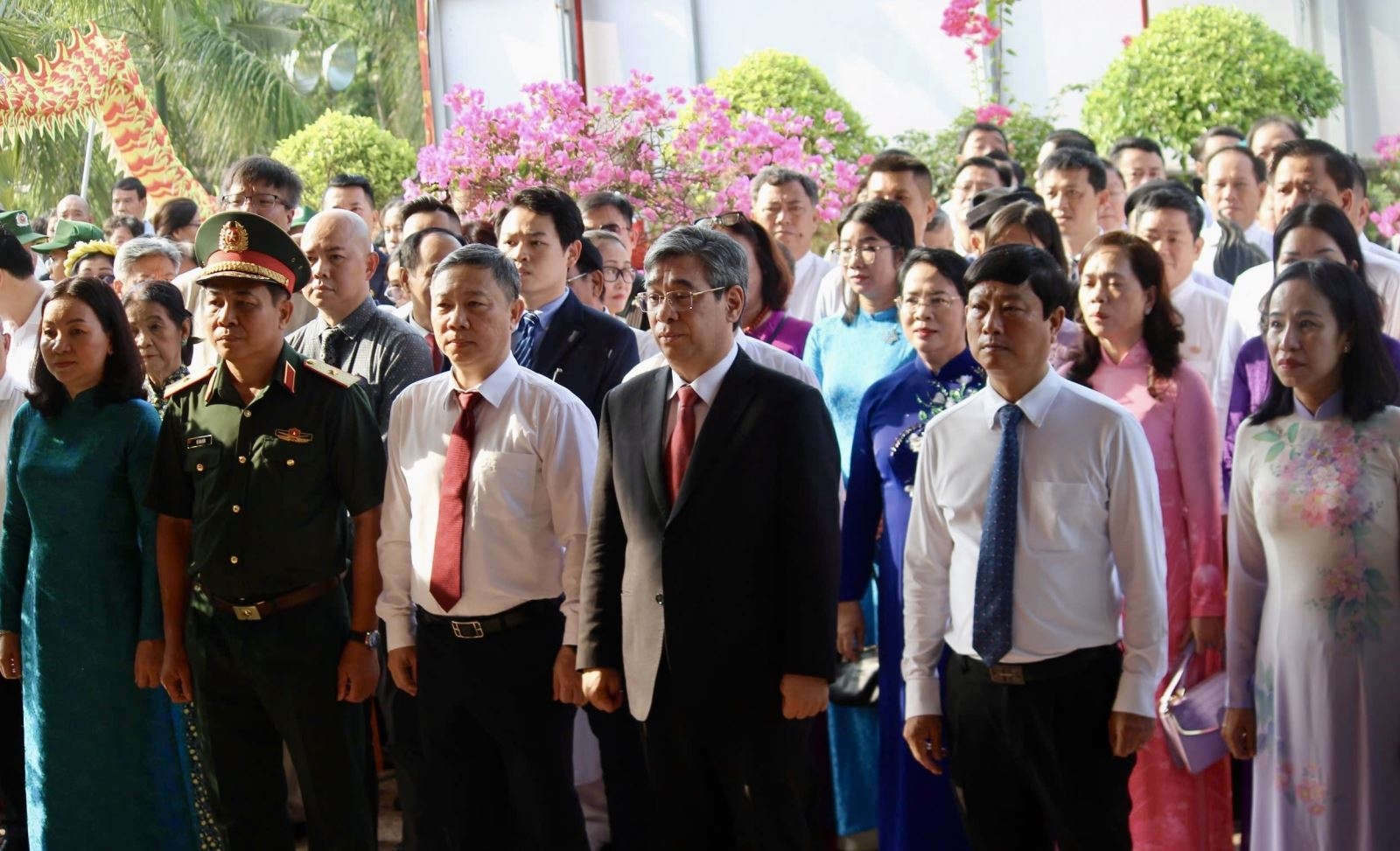 ນະຄອນໂຮ່ຈີມິນ ຈັດພິທີສະເຫຼີມສະຫຼອງວັນບຸນໄຫວ້ພະເຈົ້າຮຸ່ງ ຢ່າງສົມກຽດ, ເຜີຍແຜ່ຈິດວິນຍານມຸ່ງສູ່ຕົ້ນກຳເນີດ