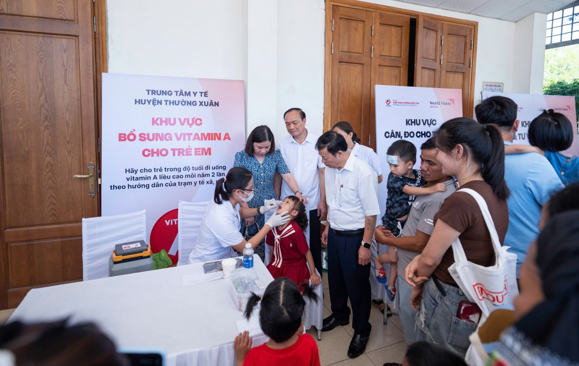 World Vision ຊຸກຍູ້ການດູແລໂພຊະນາຫານຢ່າງຄົບຖ້ວນໃຫ້ແກ່ເດັກນ້ອຍຫວຽດນາມ