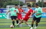 ບານເຕະ - ຂົວເຊື່ອມຕໍ່ເພີ່ມທະວີການຮ່ວມມືສື່ມວນຊົນລະຫວ່າງ ຫວຽດນາມ ແລະ ໄທ