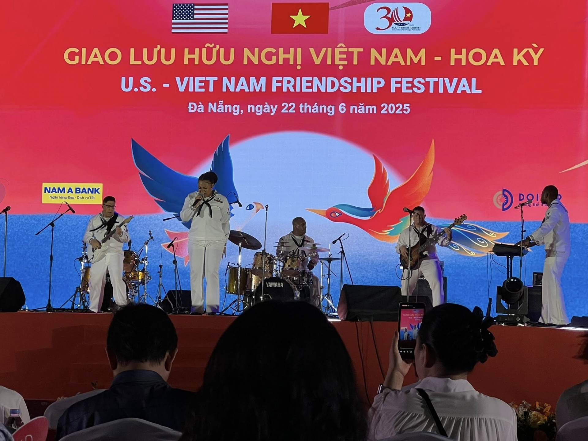 ການແລກປ່ຽນມິດຕະພາບຫວຽດນາມ - ອາເມລິກາ: ເຜີຍແຜ່ຈິດໃຈປອງດອງ ແລະ ພັດທະນາ