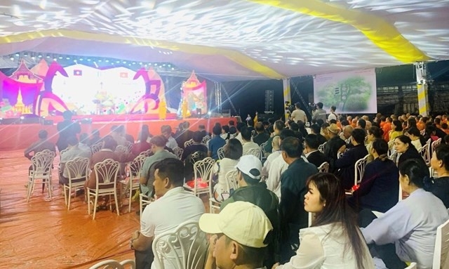ຫວນຄືນບັນດາວິລະຊົນ, ນັກຮົບຊາວຫວຽດນາມ ທີ່ເຄີຍປະຕິບັດໜ້າທີ່ສາກົນຢູ່ຊຽງຂວາງ