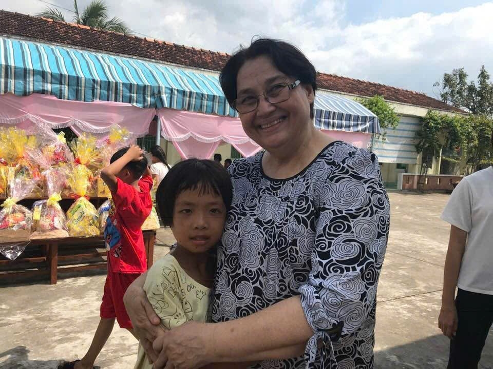 Cecile Le Pham: ຂົວແຫ່ງຄວາມເມດຕາລະຫວ່າງ ຫວຽດນາມ - ຝຣັ່ງຈາກໃຈລູກຫຼານຢູ່ຕ່າງປະເທດ