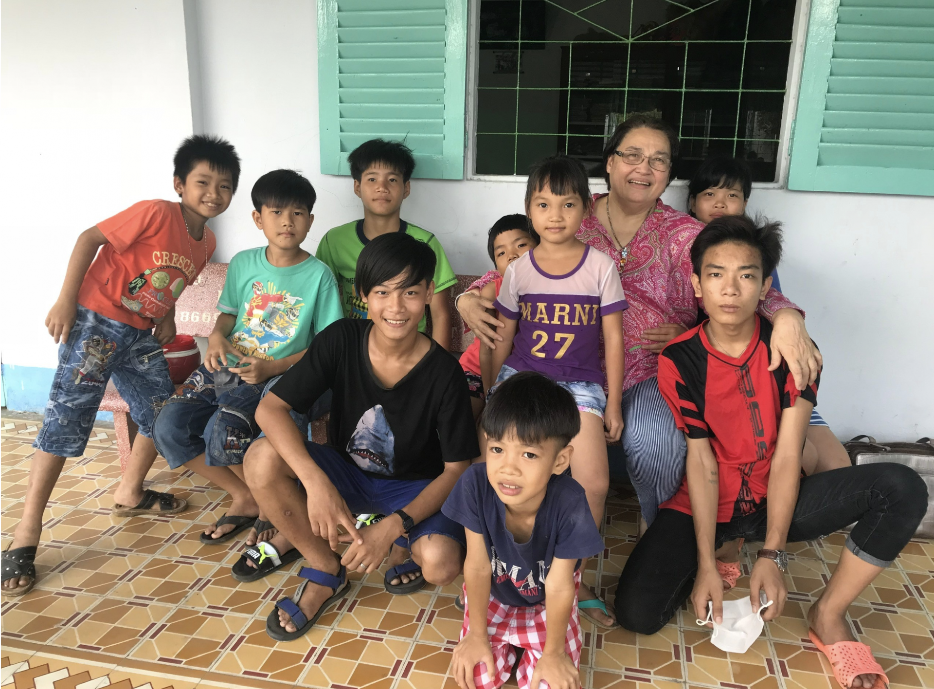 Cecile Le Pham: ຂົວແຫ່ງຄວາມເມດຕາລະຫວ່າງ ຫວຽດນາມ - ຝຣັ່ງຈາກໃຈລູກຫຼານຢູ່ຕ່າງປະເທດ