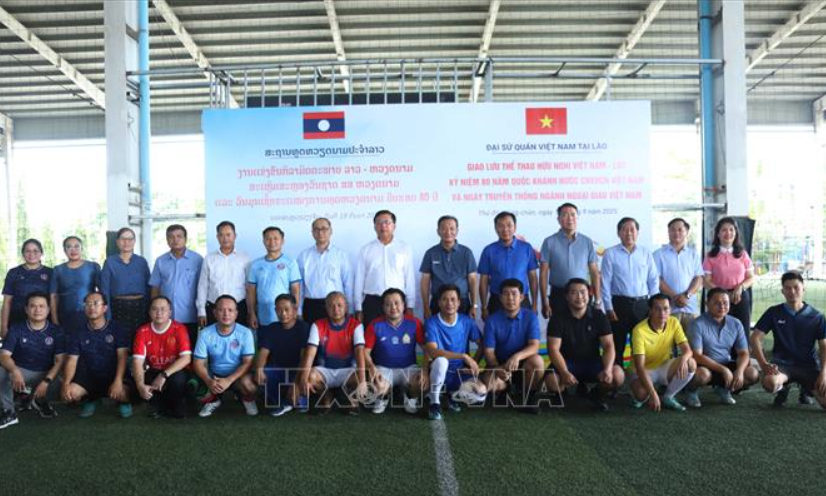 ສັນຍາລັກມີຊີວິດຊີວາຂອງສາຍພົວພັນພິເສດ ຫວຽດນາມ - ລາວ