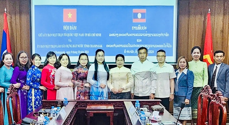 ນະຄອນໂຮ່ຈີມິນ ແລະແຂວງຈຳປາສັກ, ປະເທດລາວ ເພີ່ມທະວີການແລກປ່ຽນທາງການທູດປະຊາຊົນ