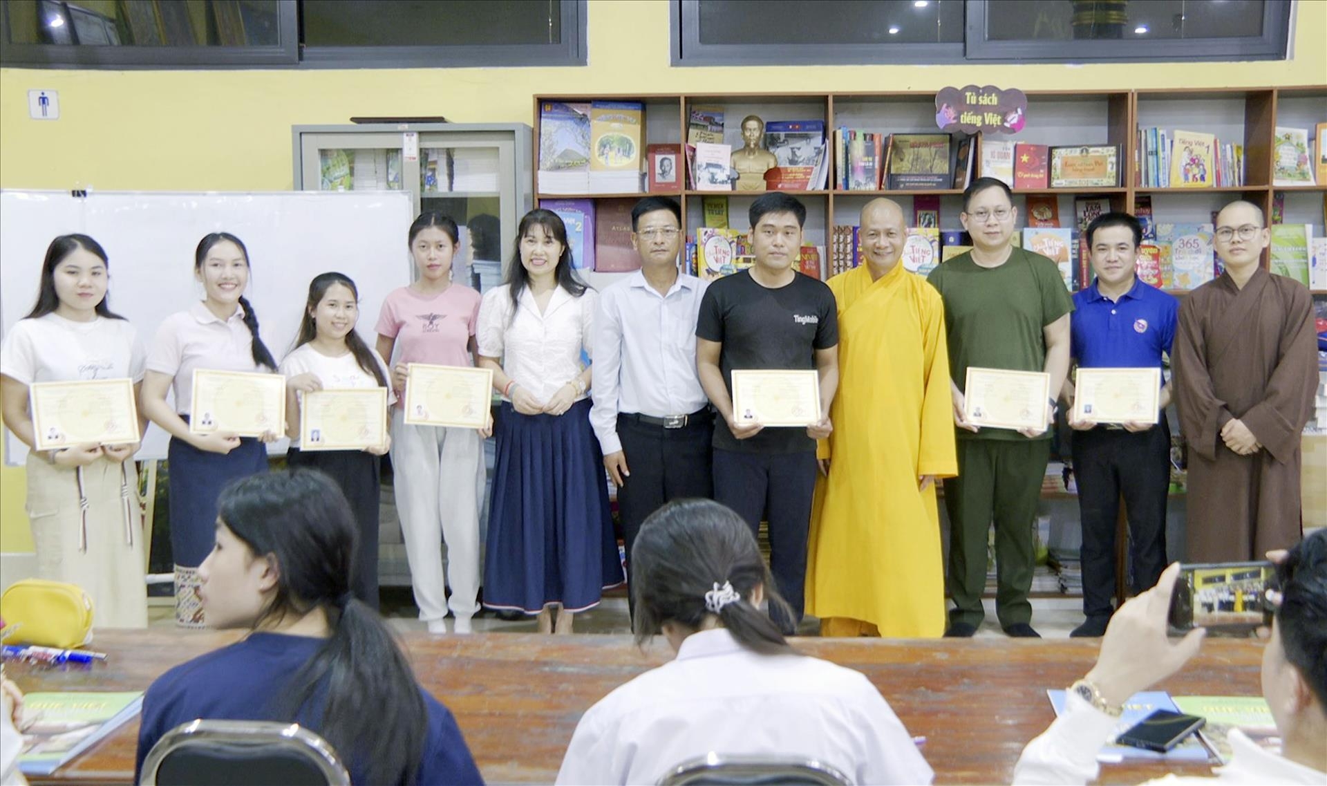ເຜີຍແຜ່ວັດທະນະທຳ ແລະ ພາສາຫວຽດນາມ ຢູ່ລາວ