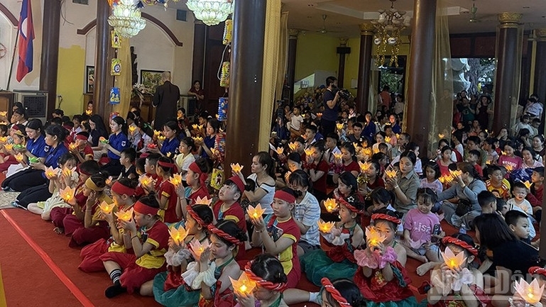 ບຸນໄຫວ້ພະຈັນໃນປະເທດລາວ