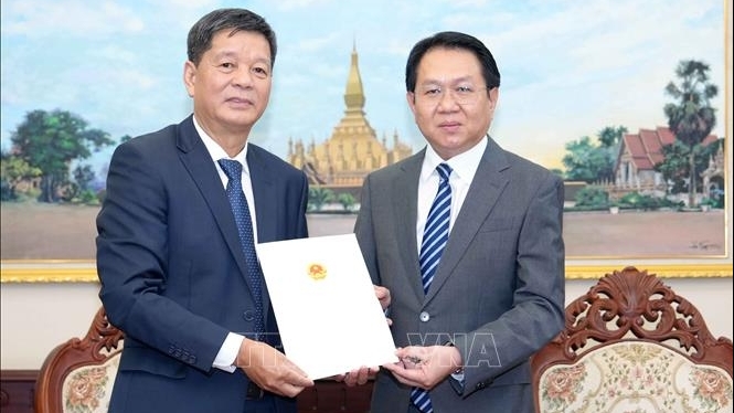 ຊຸກຍູ້ສາຍພົວພັນຫວຽດນາມ - ລາວ ຜ່ານການຮ່ວມມືລົງທຶນລະຫວ່າງບັນດາທ້ອງຖິ່ນ