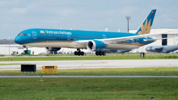 Vietnam Airlines ຈະຂົນສົ່ງຜູ້ໂດຍສານຮັບປະກັນເງື່ອນໄຂເຂົ້າ, ອອກເມືອງຢ່າງພຽງພໍ ແລະ ຮັບປະກັນອາການສຸຂະພາບກັບເມືອຫວຽດນາມ