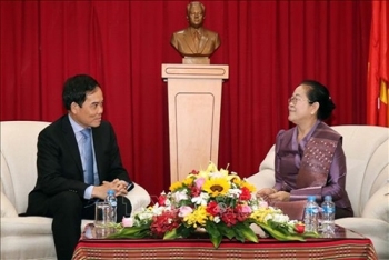 ການນໍານະຄອນໂຮ່ຈິມິນ ອວຍພອນບຸນປີໃໝ່ລາວ