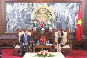 ຮອງປະທານສານປະຊາຊົນສູງສຸດຫວຽດນາມ ຕ້ອນຮັບຜູ້ພິພາກສາສານປະຊາຊົນສູງສຸດລາວ