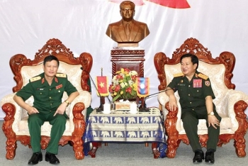 ຫົວໜ້າການເມືອງ ວປກ ຕ້ອນຮັບຄະນະຜູ້ແທນໂຮງຮຽນນາຍທະຫານການເມືອງກອງທັບປະຊາຊົນຫວຽດນາມ