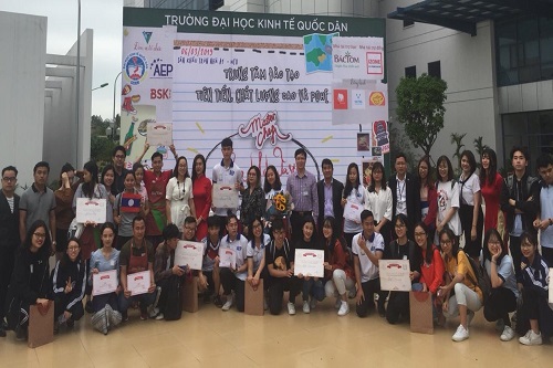 ການແຂ່ງຂັນ AEP Master chef 2019 ຂອງນັກຮຽນ ຢູ່ ສສ ຫວຽດນາມ