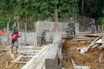 ສາຍຈິດສາຍໃຈຖານອ້າຍນ້ອງທີ່ເຂດຊາຍແດນຫວຽດນາມ - ລາວ