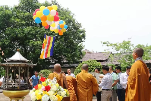 ງານບຸນໃຫຍ່ວັນວິສາຂະບູຊາ Vesak 2019 ໄດ້ຈັດຂຶ້ນຢ່າງສະຫງ່າງາມ ຢູ່ທີ່ ວັດ ບາງລອງ - ສປປ ລາວ