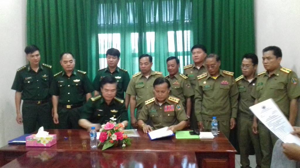 ປກສ ແຂວງເຊກອງ -ກອງບັນຊາການທະຫານ ສສ ຫວຽດນາມ ແລກປ່ຽນບົດຮຽນວຽກງານປ້ອງກັນຊາດ-ປ້ອງກັນຄວາມສະຫງົບ