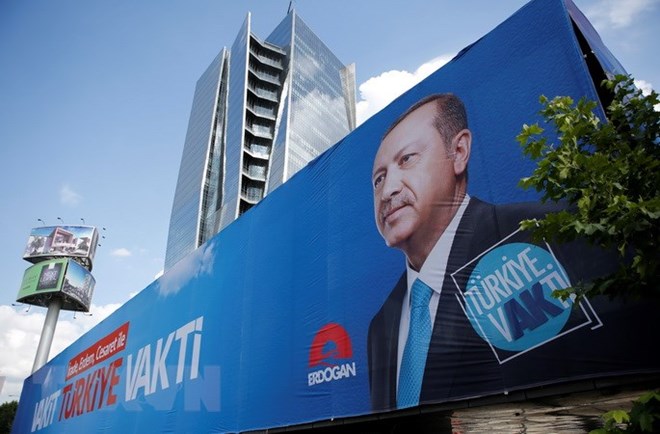ທ່ານ Erdogan ປະ​ກາດ​ວ່າ​ຕົນ​ໄດ້​ຮັບ​ໄຊ​ຊະ​ນະ​ໃນ​ການ​ເລືອກ​ຕັ້ງ​ປະ​ທາ​ນາ​ທິ​ບໍ​ດີ ຕຸ​ລະ​ກີ