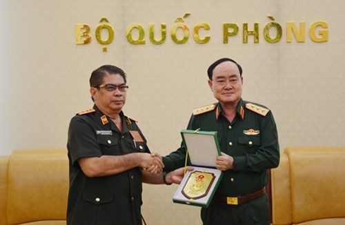 ກອງທັບຫວຽດນາມ ແລະລາວ ຊຸກຍູ້ການຮ່ວມມືໃນຂົງເຂດການເງິນ