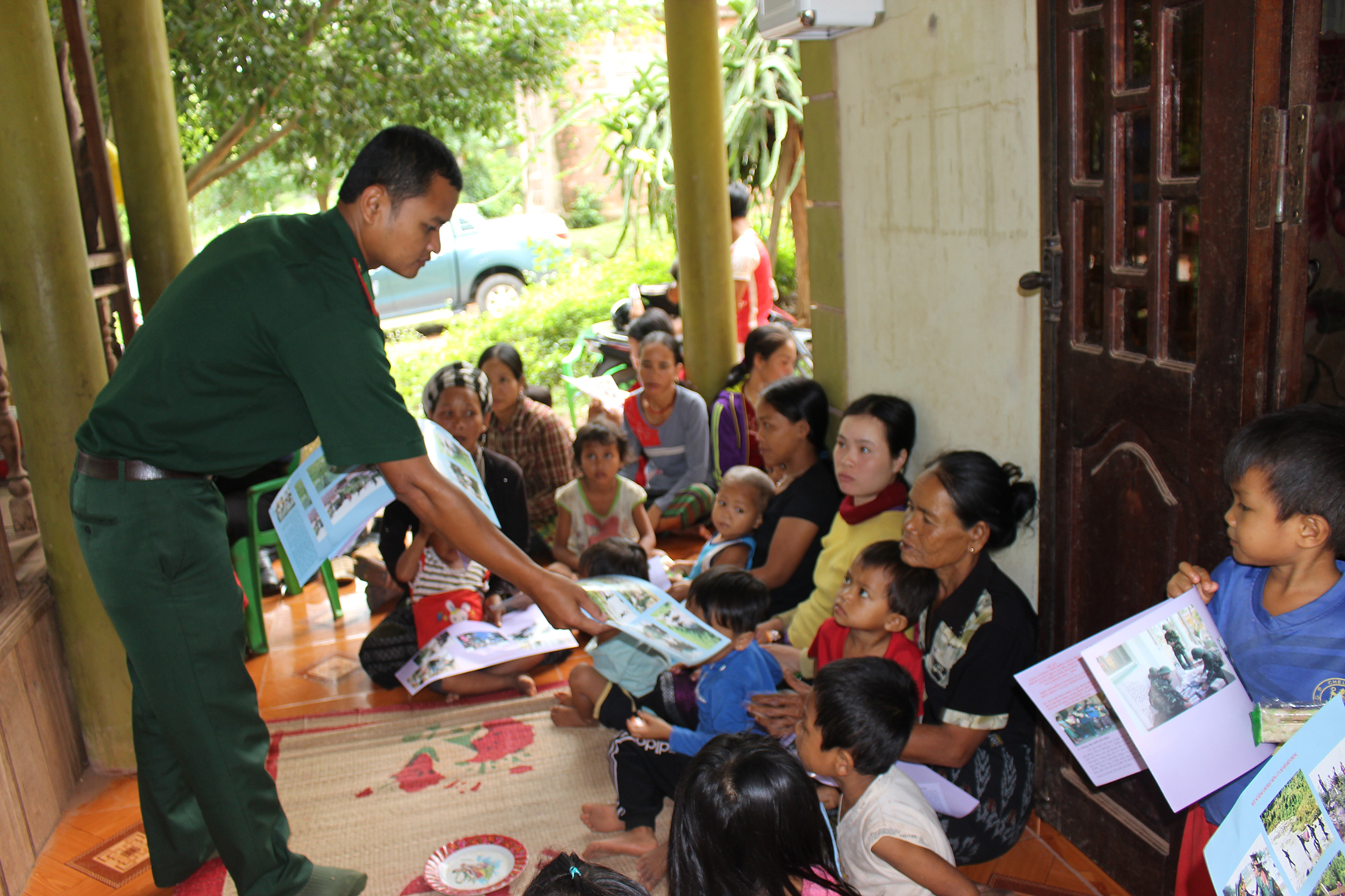 ຍູ້ແຮງການແກ້ໄຂບັນຫາ ອົບພະຍົບແບບເສລີ ແລະ ແຕ່ງງານໂດຍບໍ່ຈົດທະບຽນສົມລົດ