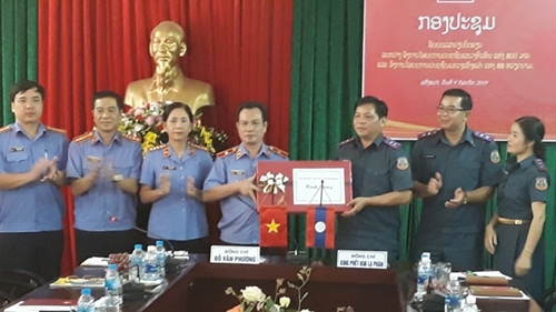 ອົງການໄອຍະການປະຊາຊົນແຂວງແທັງຮ໊ວາ ຊຸກຍູ້ການຮ່ວມມືກັບ ອົງການໄອຍະການປະຊາຊົນແຂວງຫົວພັນ