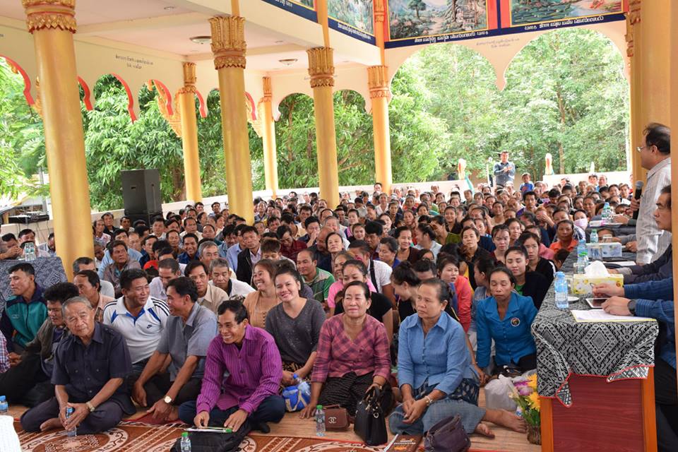 ພະນະທ່ານ ປະທານປະເທດ ຢ້ຽມຢາມ ແລະ ມອບເຄື່ອງຊ່ວຍເຫຼືອຜູ້ປະສົບໄພ ເຂດບ້ານລະຫານໍ້າ ແຂວງ ສະຫວັນນະເຂດ