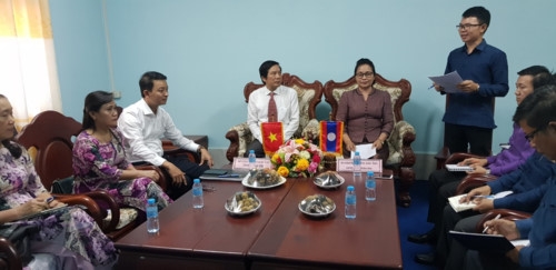 ຂະແໜງສຶກສາ ແລະ ກໍ່ສ້າງແຂວງກວ໋າງຈິ ຮັດແໜ້ນການຮ່ວມມືກັບປະເທດເພື່ອນມິດລາວ