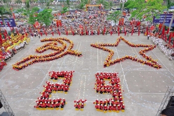 ບັນດາການເຄື່ອນໄຫວເນື່ອງ​ໃນ​ໂອ​ກາ​ດສະ​ເຫຼີມ​ສະຫຼອງ 74 ປີ​ແຫ່ງວັນ​ຊາດ ຫວ​ຽດ​ນາມ
