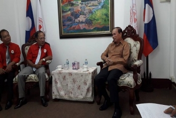 ປະທານ ອົງການກາແດງລາວ ຕ້ອນຮັບຄະນະຜູ້ແທນ ສະພາກາແດງ ແຂວງເທືອທຽນເຫ້ວ ສສ ຫວຽດນາມ